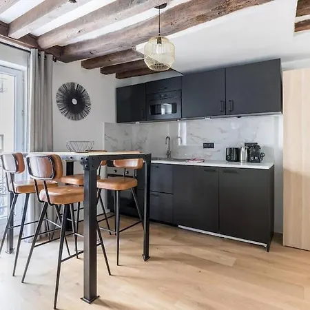 Grands Boulevard 31: Cosy 1br-4p 3d *